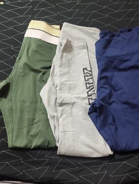 PINK Victoria's Secret Trio Leggings in Olive Green, Heather Gray & Navy